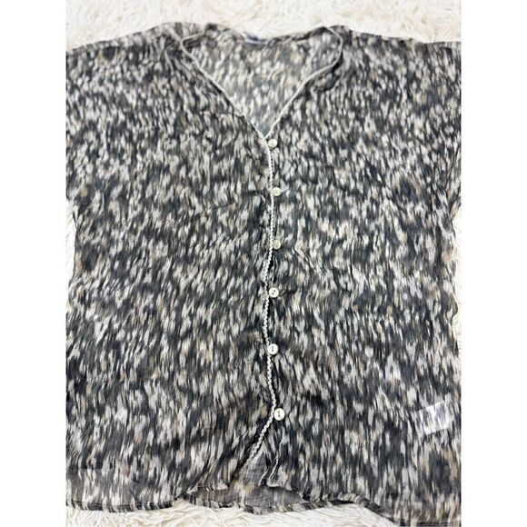 Spotted gray, white, tan and black sleeveless blouse by Converse one star size X - Picture 2 of 6